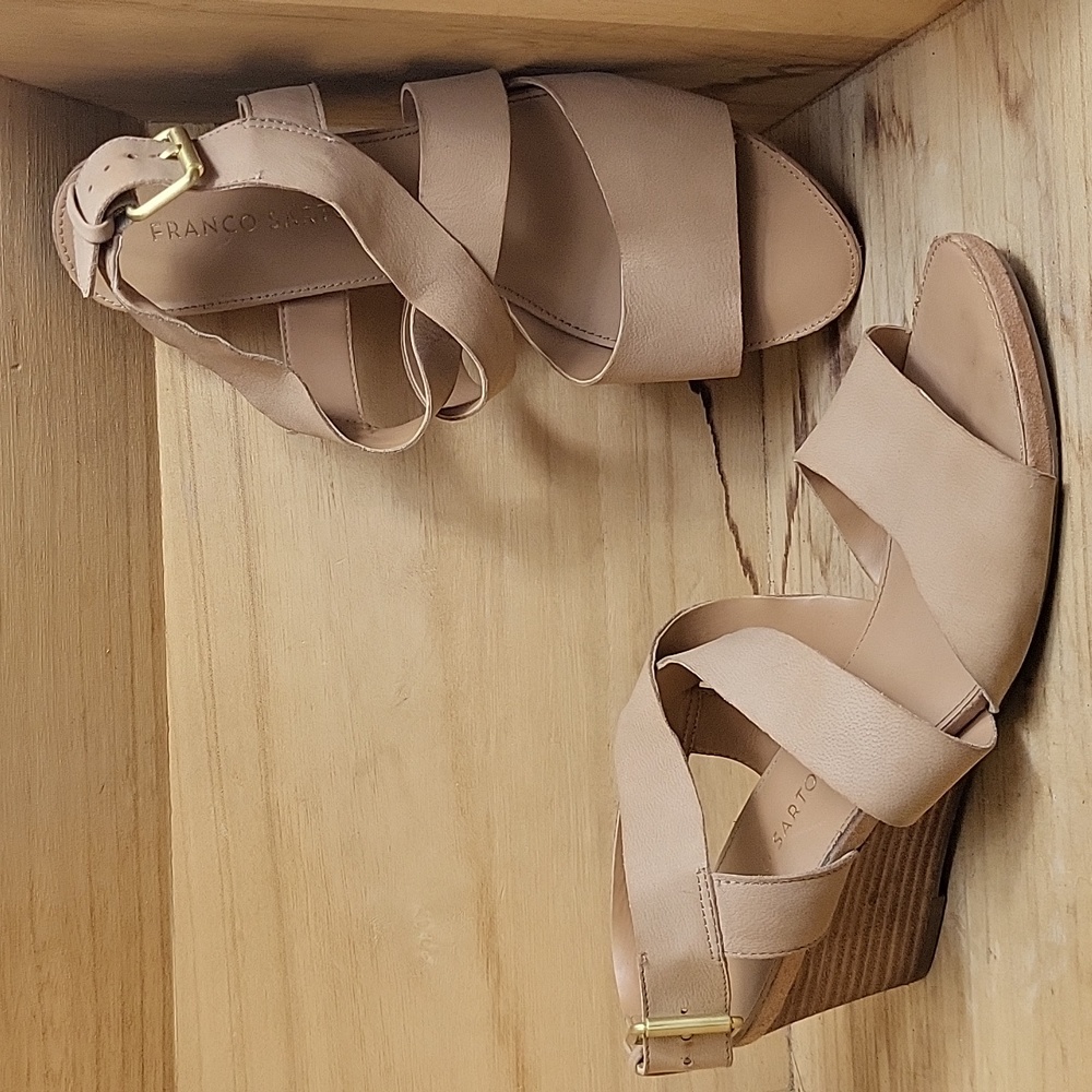 Franco Sarto Womens Beige Nude Cream Color Dania Sandals